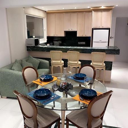 Larnaca Room, 50M To The Finikoudes Beach Bagian luar foto