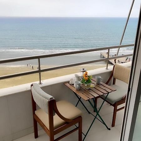 Larnaca Room, 50M To The Finikoudes Beach Bagian luar foto