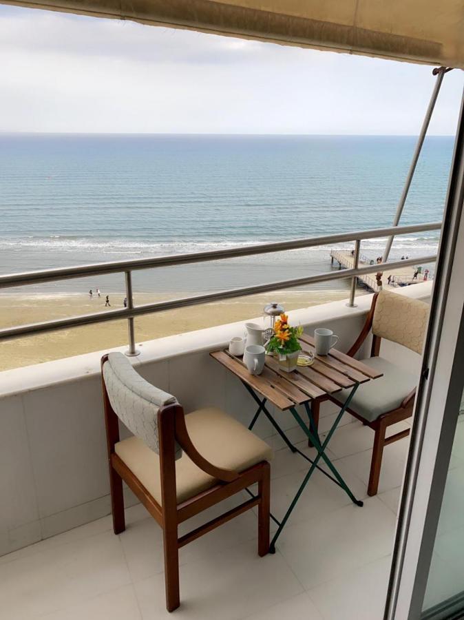 Larnaca Room, 50M To The Finikoudes Beach Bagian luar foto