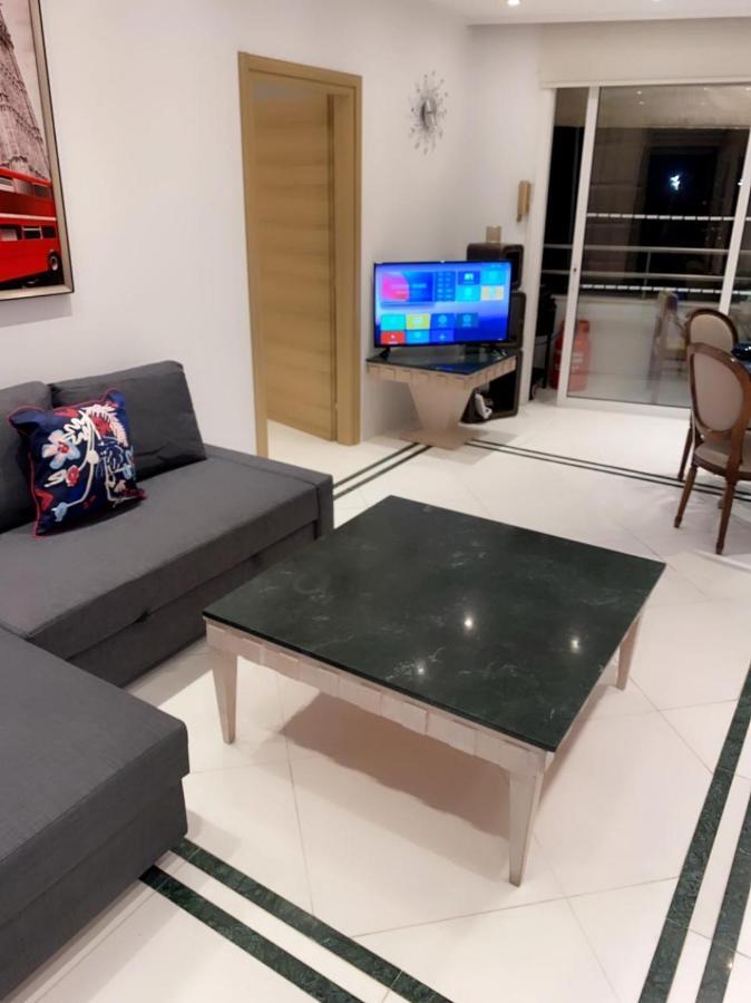 Larnaca Room, 50M To The Finikoudes Beach Bagian luar foto